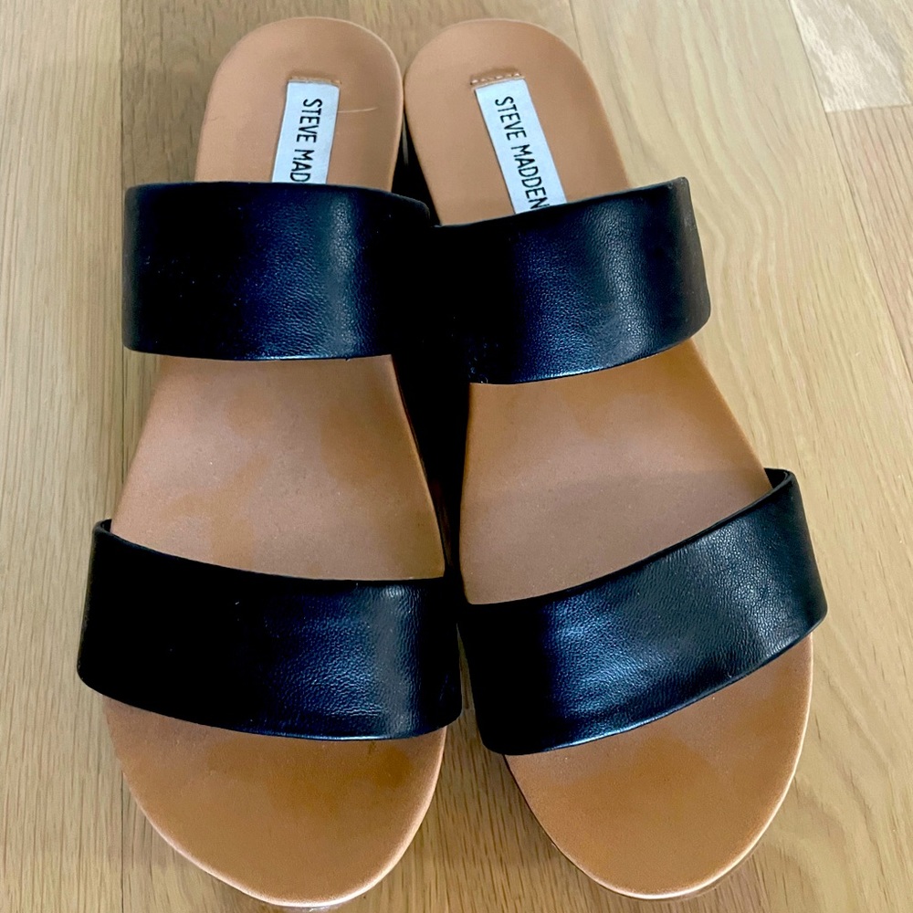Steve Madden Sandal.